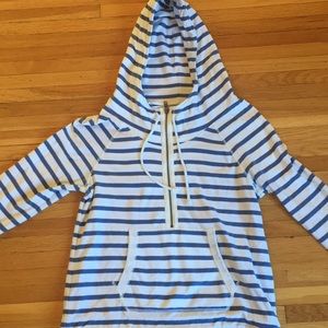 American Eagle sweatshirt